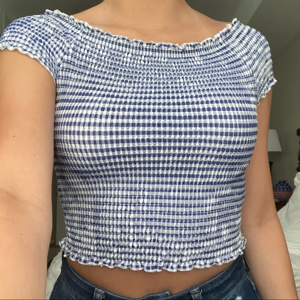 Off the shoulder top size S/M